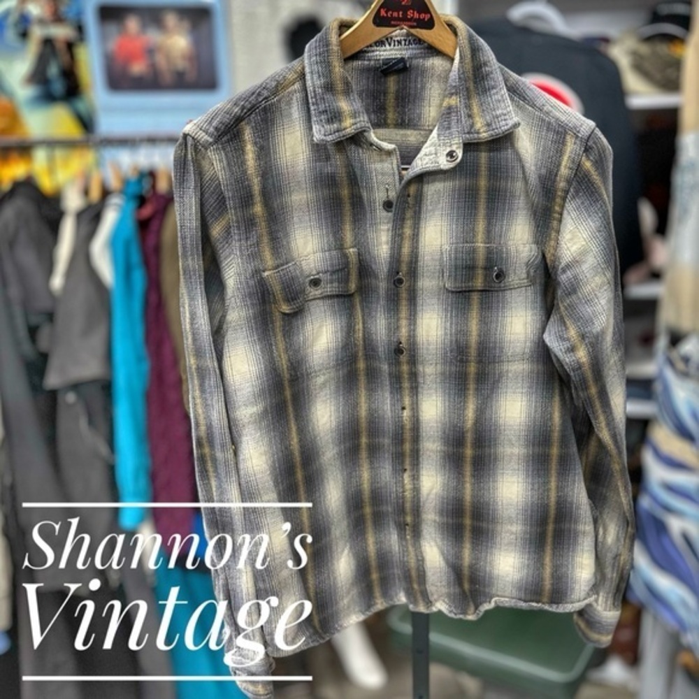 Tailor Vintage Double Button sz medium flannel shirt A23